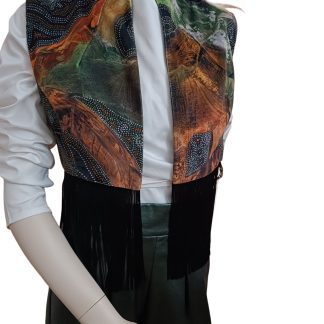 Vesta Dubaj s třásněmi